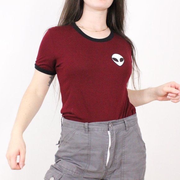 *Empyre Maroon Alien Graphic T Shirt - Picture 3 of 7